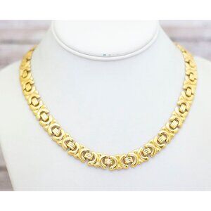 18 inch, Vintage Geometric Eye-shaped Intricate Necklace by Avon - BZ2